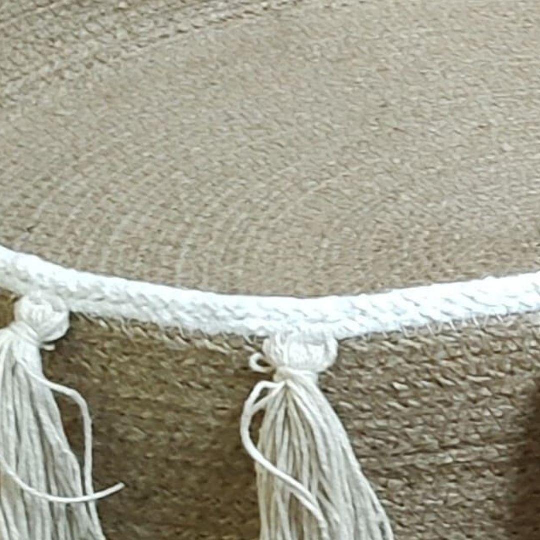 Natural Jute White Tassels Small Dog and Cat Bed