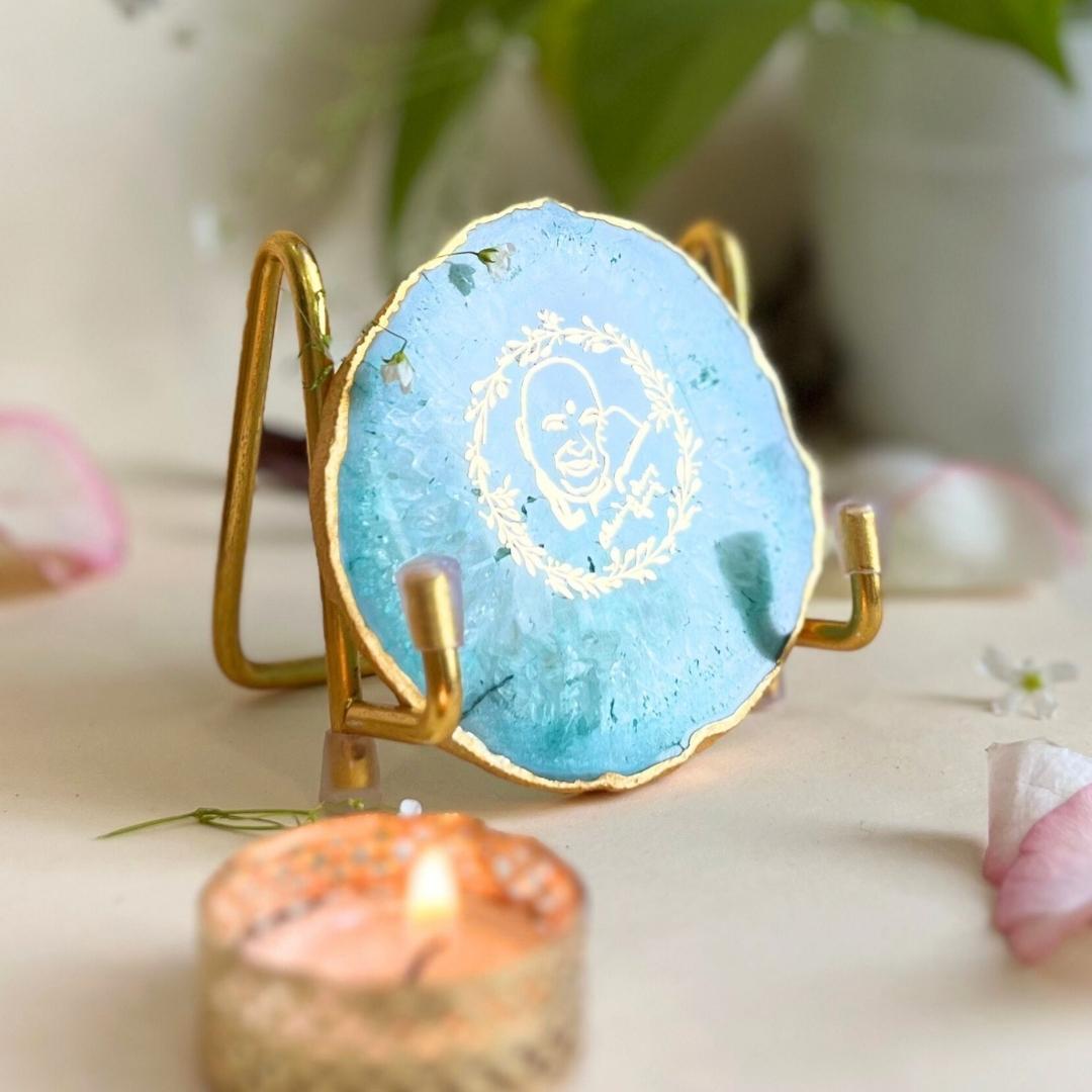 Guru Ji Crystal Agate Metal Frame